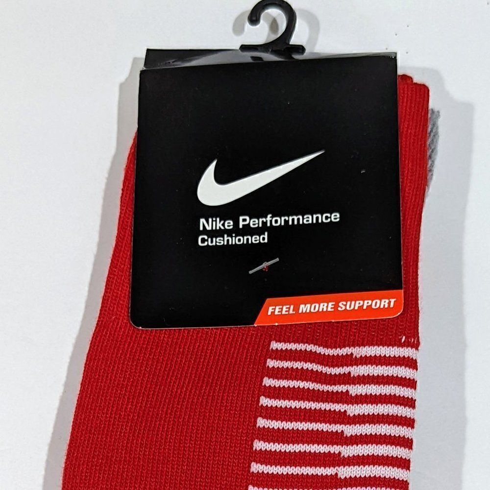 BNWT Nike Performance Soccer Socks Size:L‎